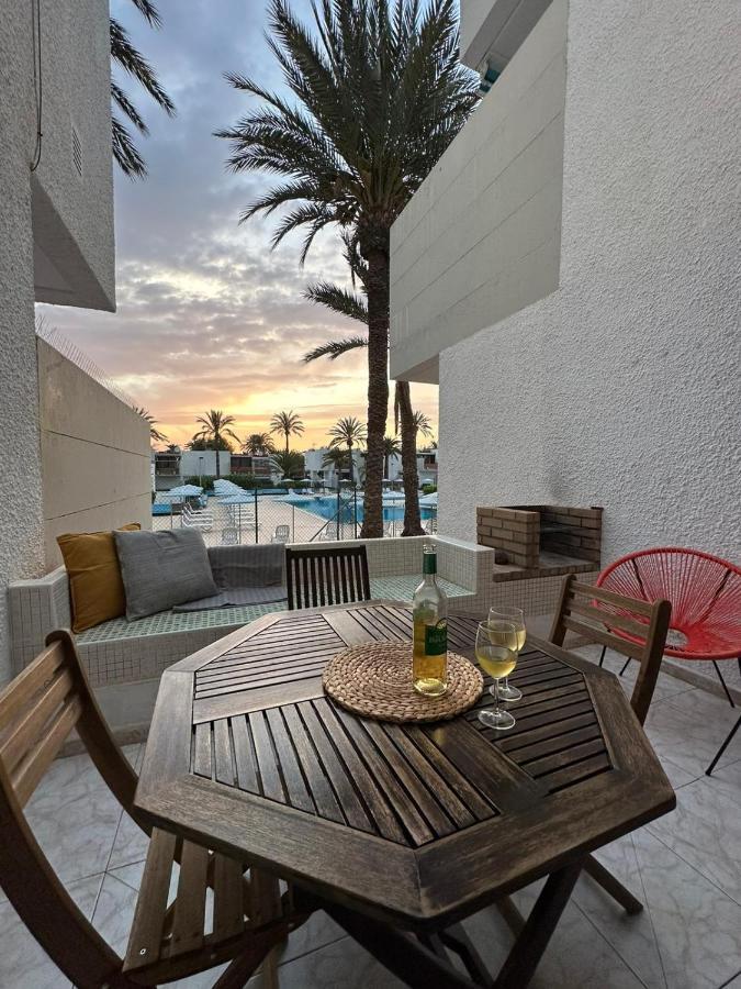 Pool View Apartment Primavera Arona  Exterior photo